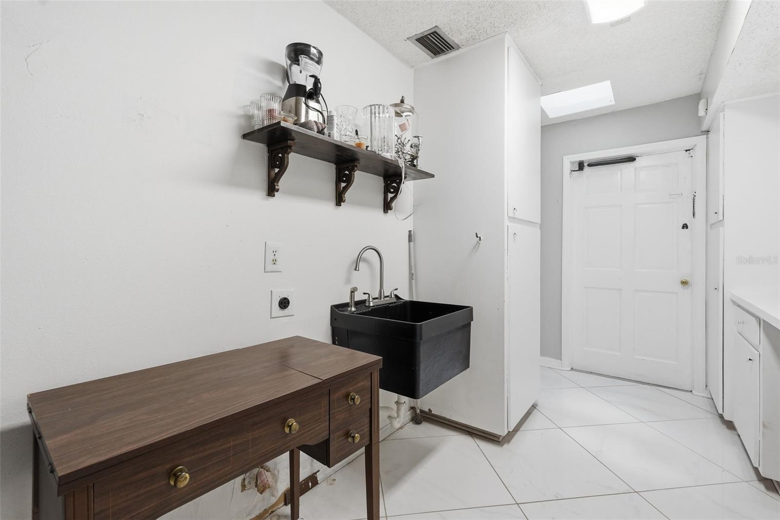 3678 E LAKE DR, LAND O LAKES, FL — photo 43