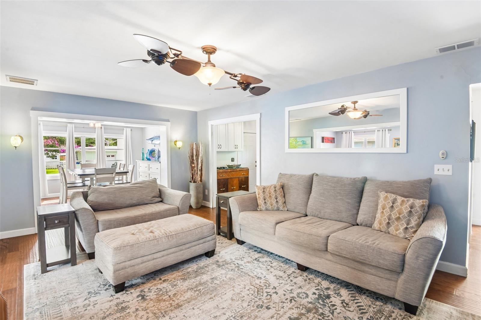 992 HILLWOOD DR, DUNEDIN, FL — photo 3