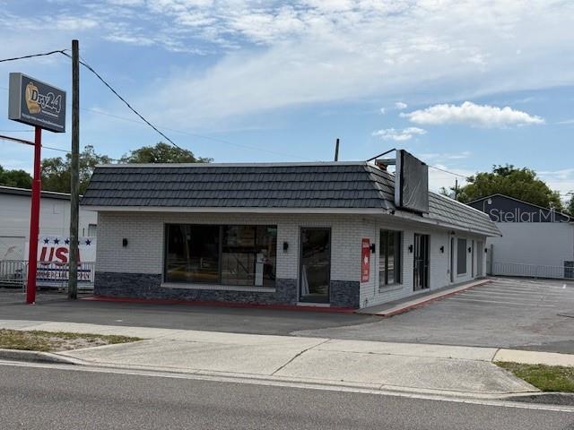 9501 N NEBRASKA AVE, TAMPA, FL — photo 2