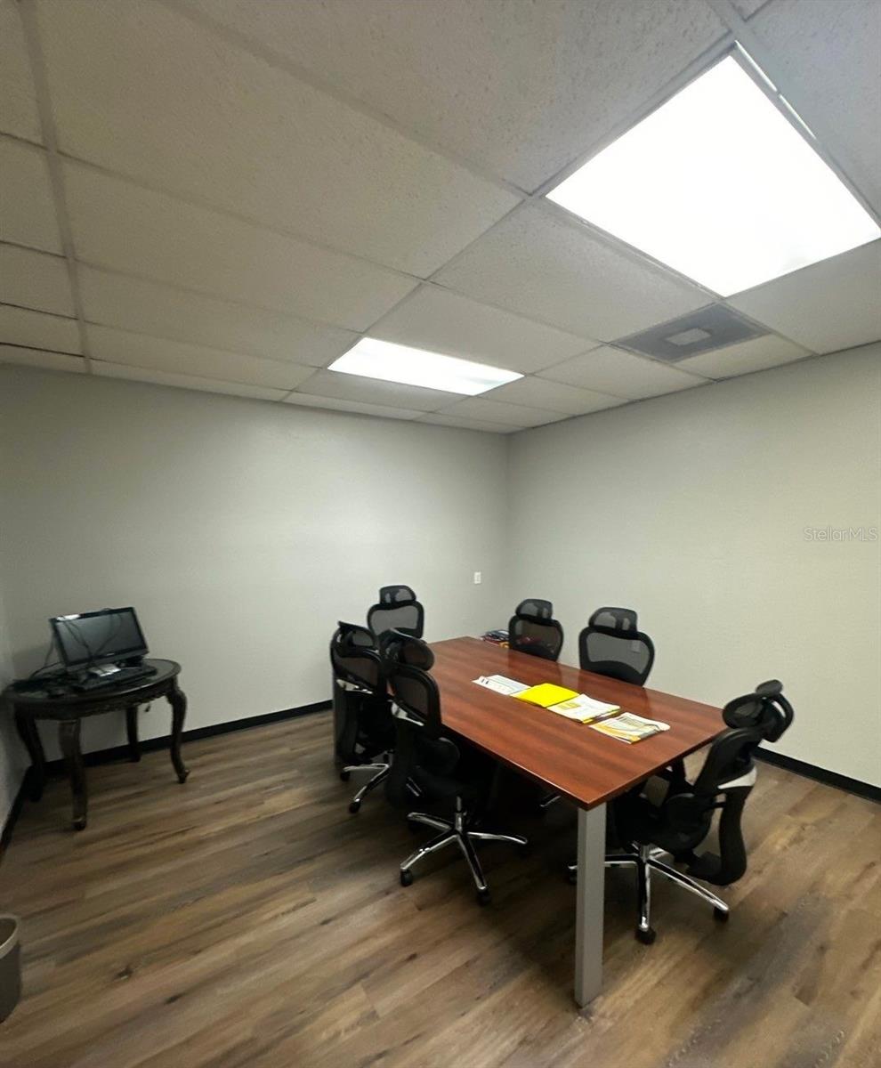 9501 N NEBRASKA AVE, TAMPA, FL — photo 4