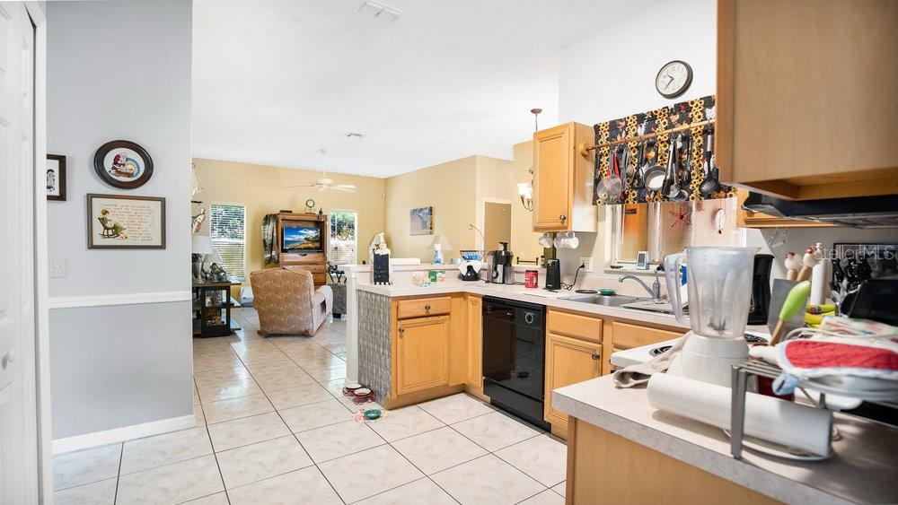5203 JASMINE TRACE LN, KISSIMMEE, FL — photo 8