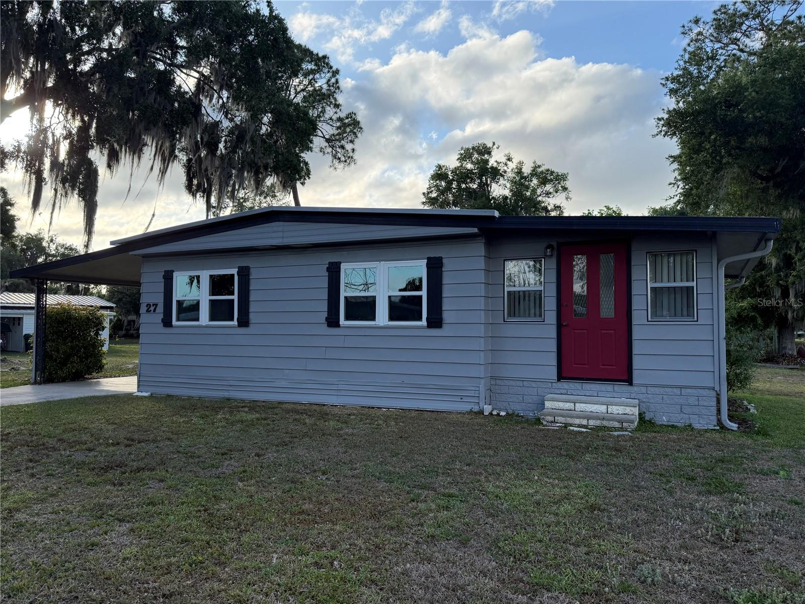 27 S BOBWHITE RD, WILDWOOD, FL — photo 3