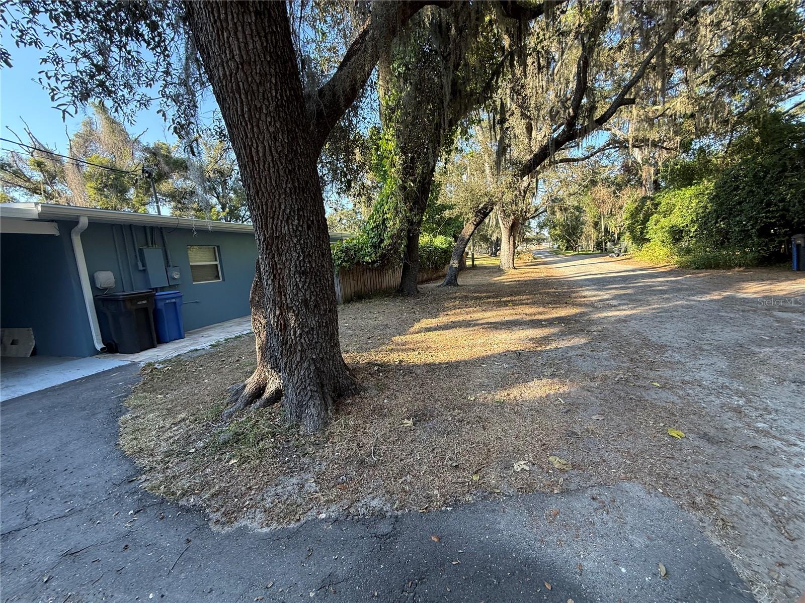 LAKESIDE DR, BRANDON, FL — photo 7