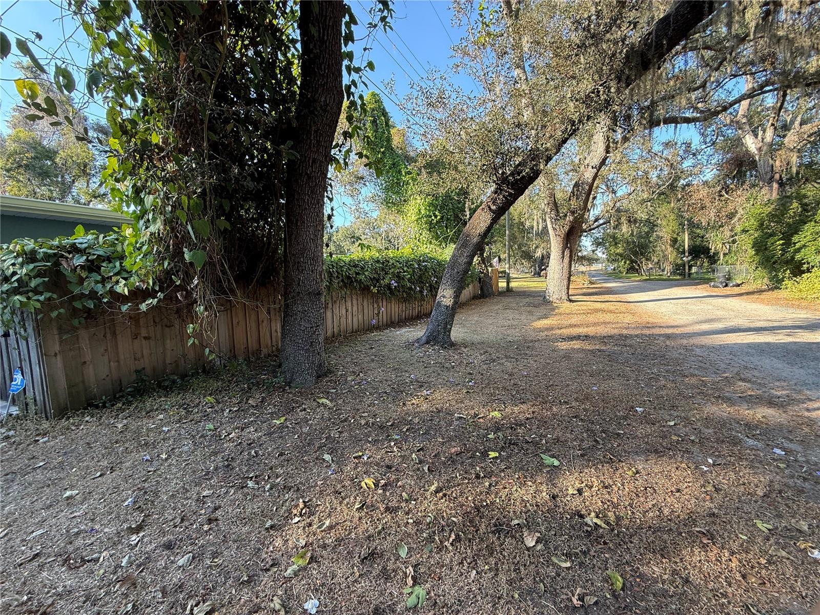 LAKESIDE DR, BRANDON, FL — photo 8