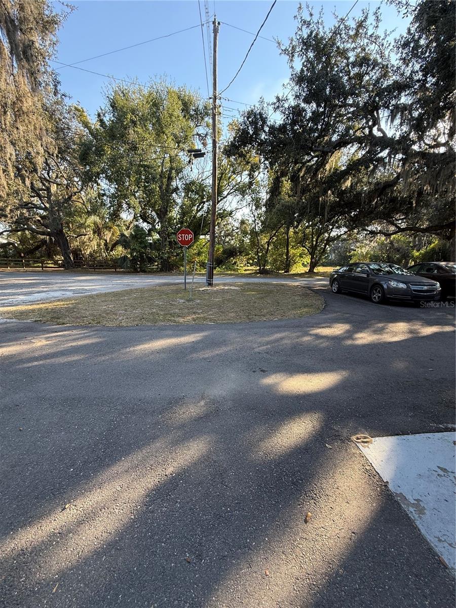 LAKESIDE DR, BRANDON, FL — photo 12
