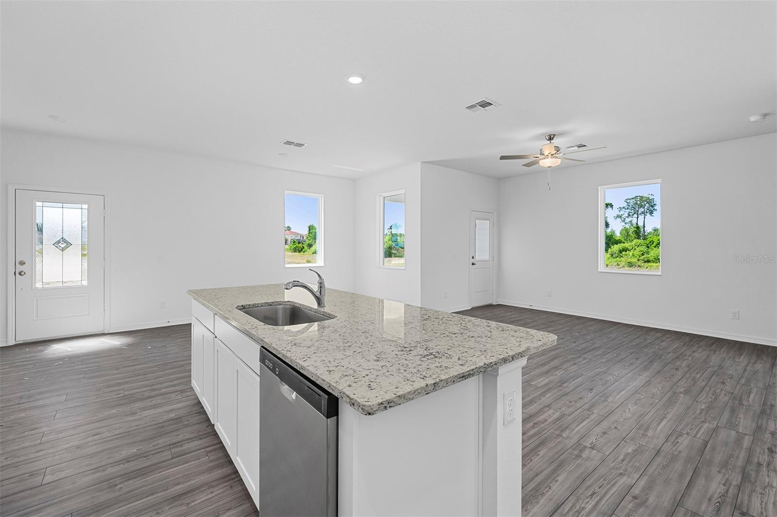 575 BAY LEAF DR, POINCIANA, FL — photo 9