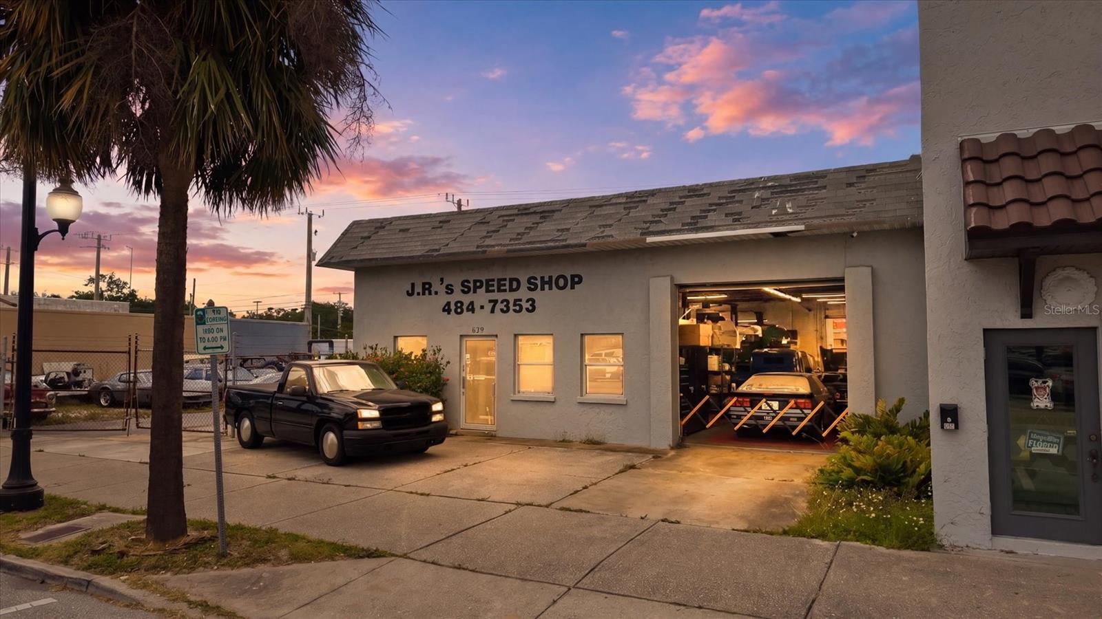 629 E VENICE AVE, VENICE, FL