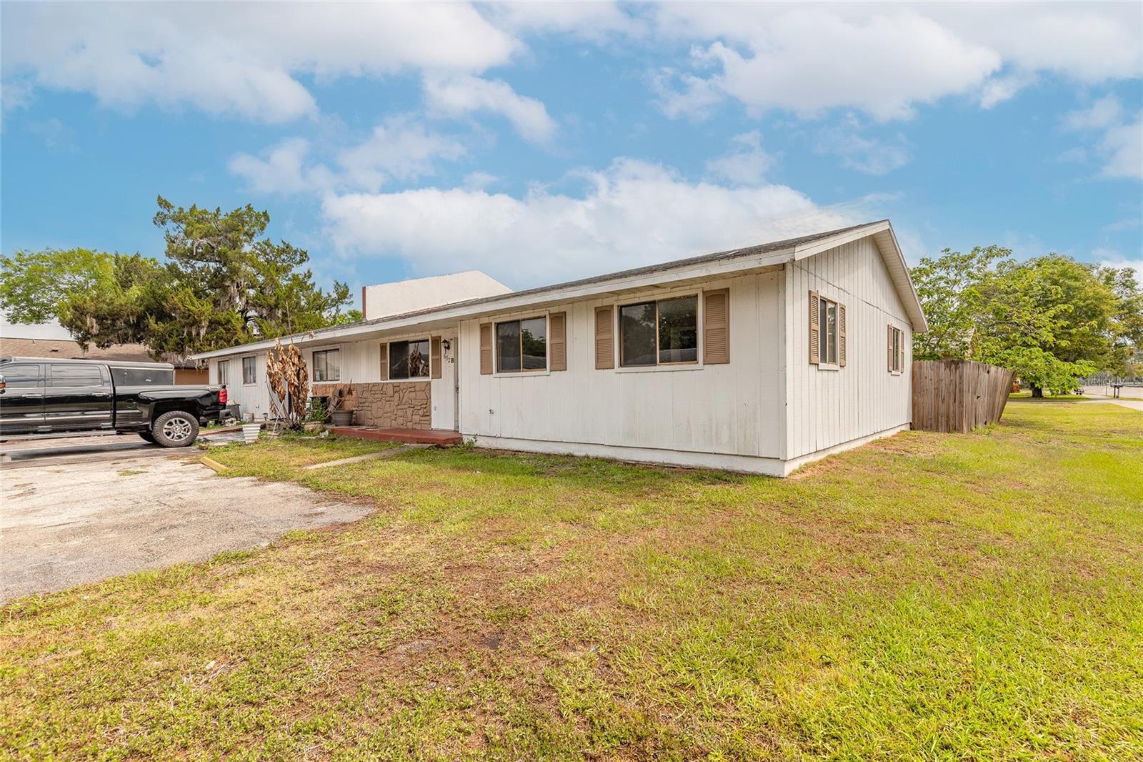 632 LPGA BLVD #B, DAYTONA BEACH, FL — photo 2