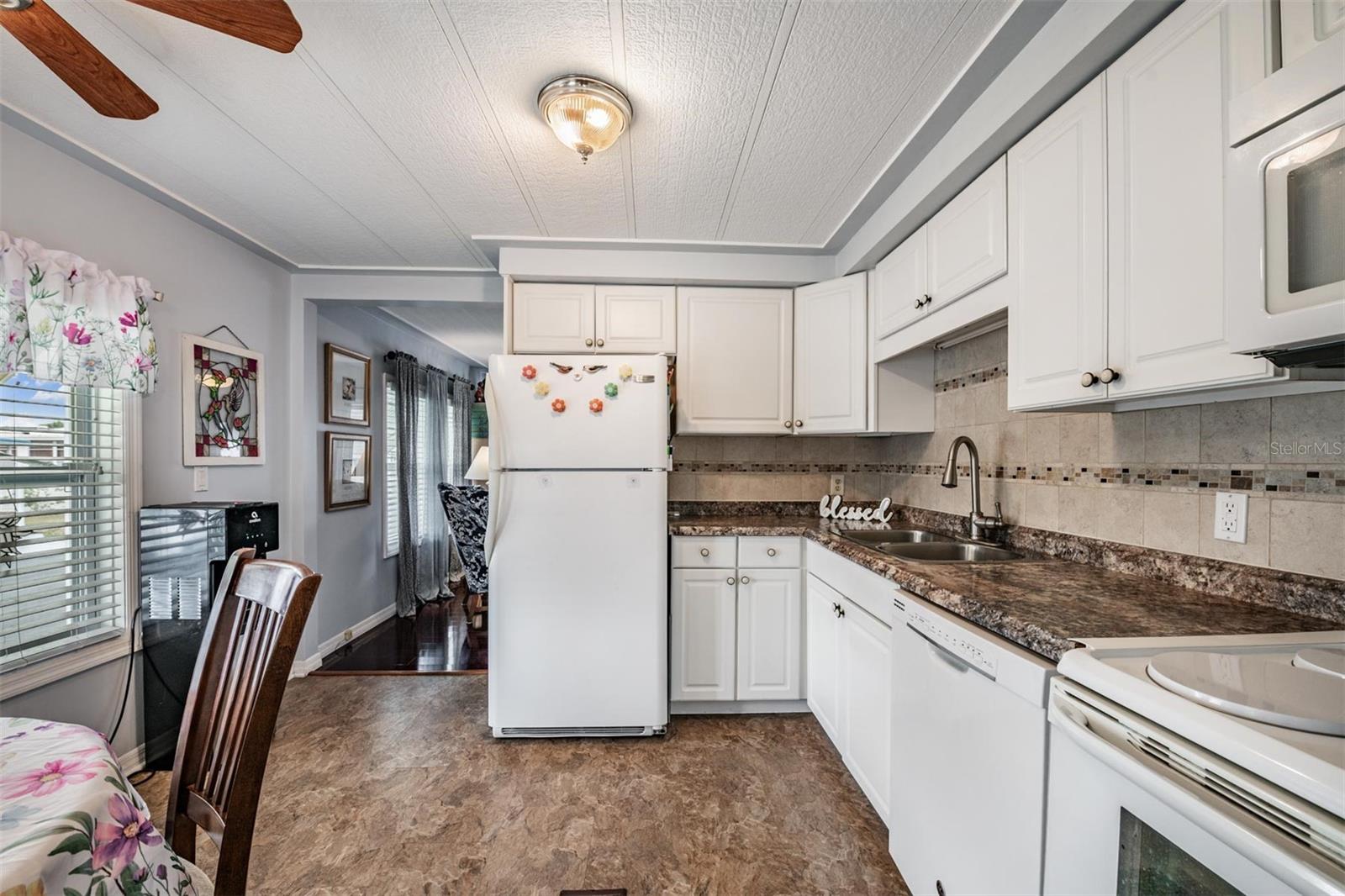 7048 EL MEYERS ST, ZEPHYRHILLS, FL — photo 15