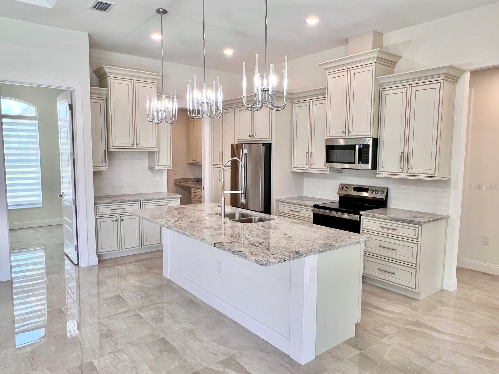 55 ROTONDA CIR, ROTONDA WEST, FL — photo 3
