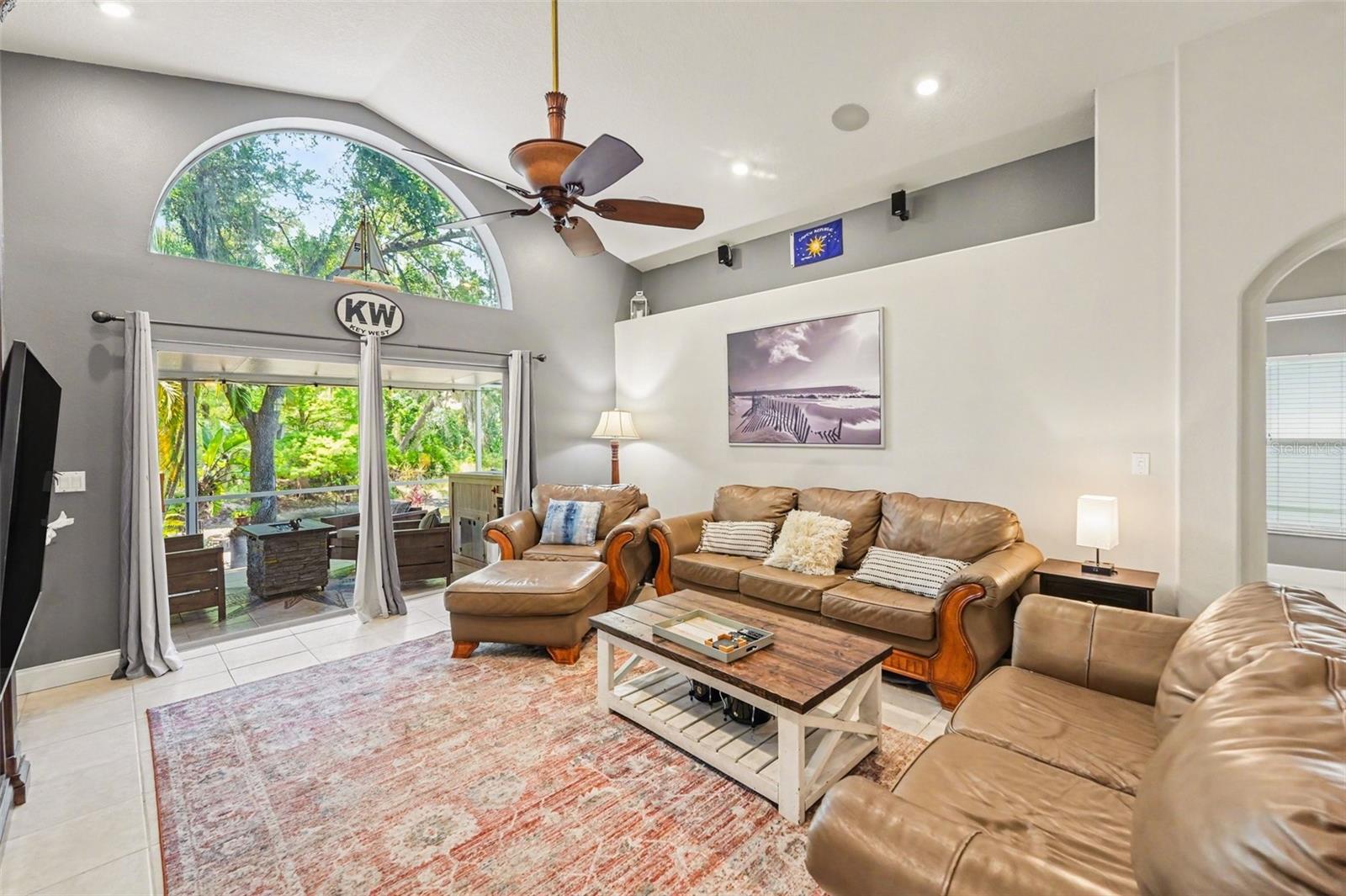 12324 GLENFIELD AVE, TAMPA, FL — photo 9