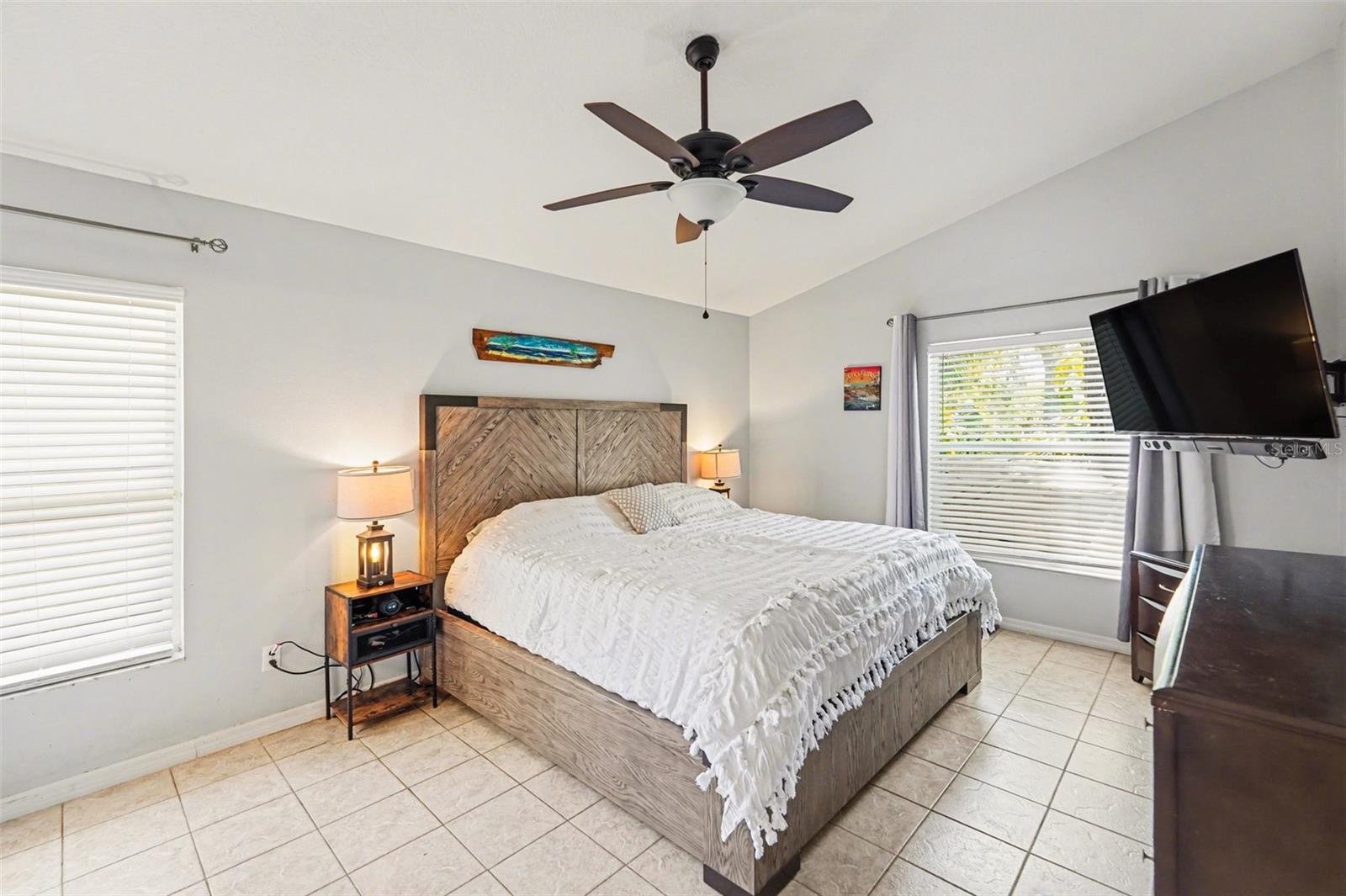 12324 GLENFIELD AVE, TAMPA, FL — photo 10