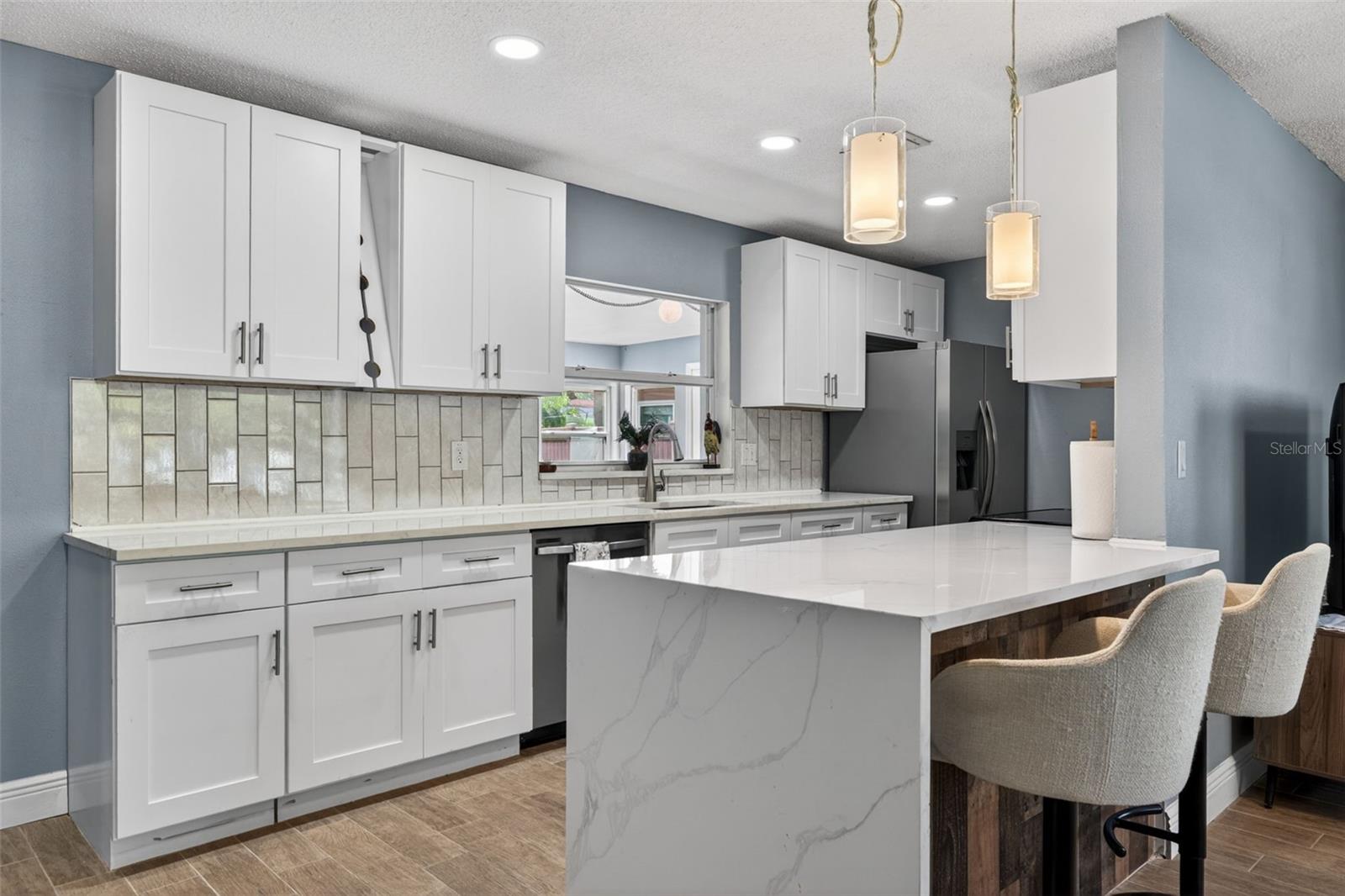 5810 VENETIAN BLVD NE, ST PETERSBURG, FL — photo 9