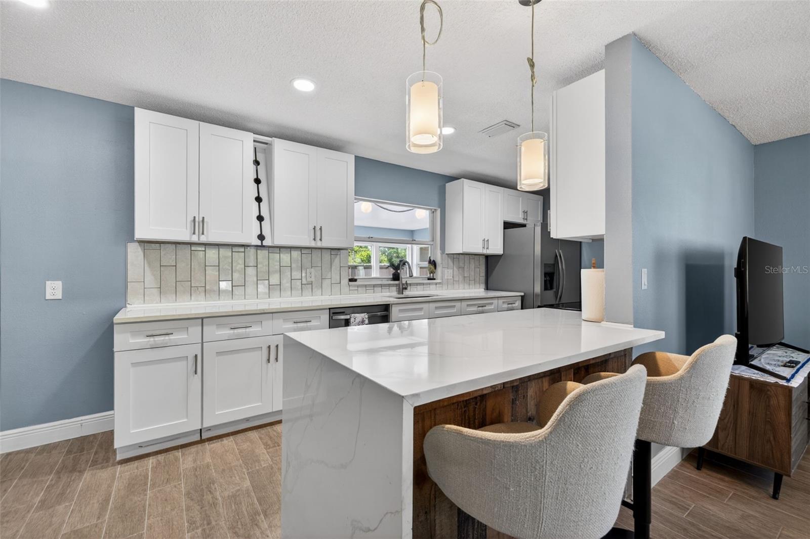 5810 VENETIAN BLVD NE, ST PETERSBURG, FL — photo 11