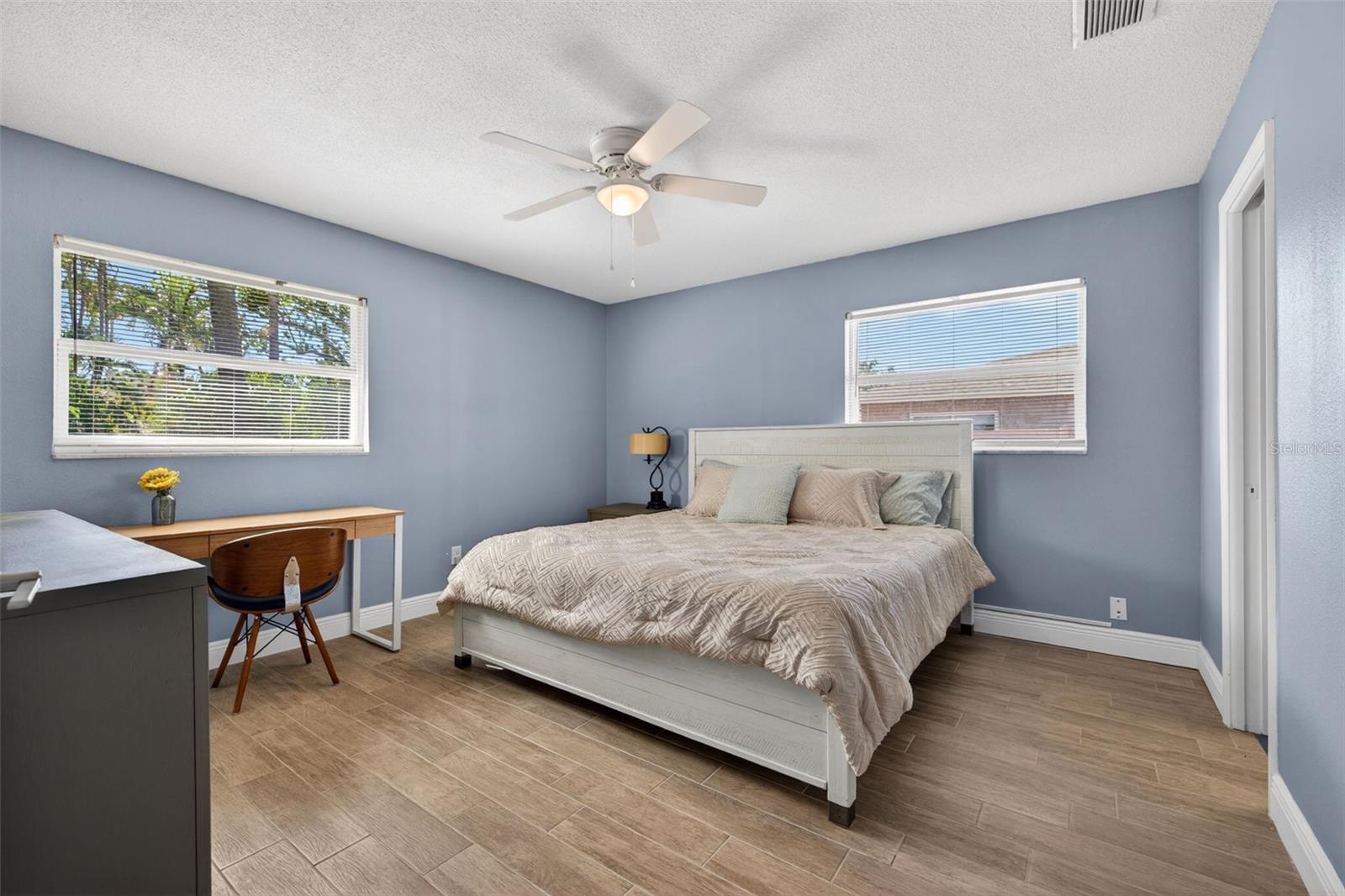 5810 VENETIAN BLVD NE, ST PETERSBURG, FL — photo 17