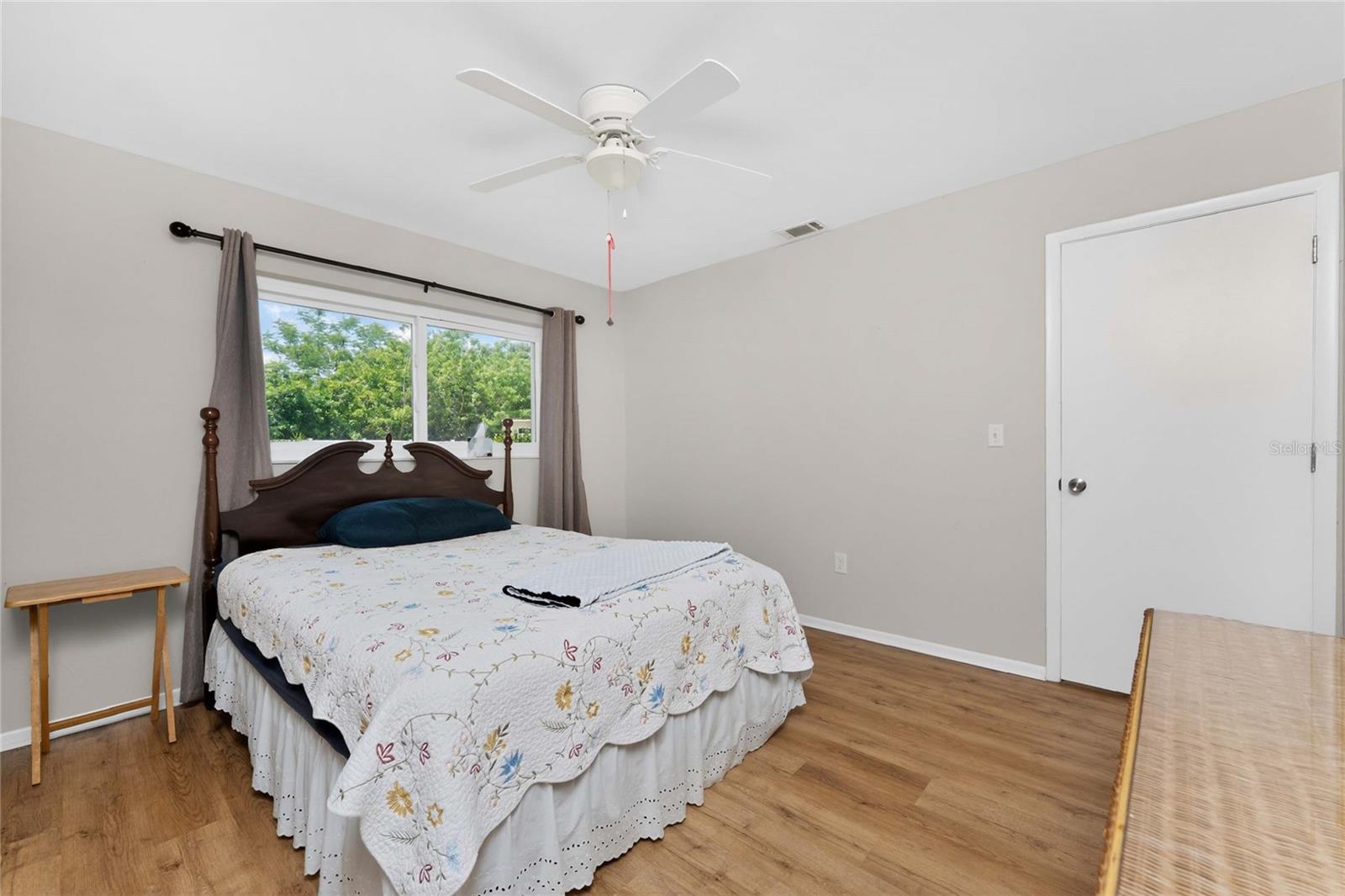 557 MAGNOLIA AVE NW, PORT CHARLOTTE, FL — photo 22