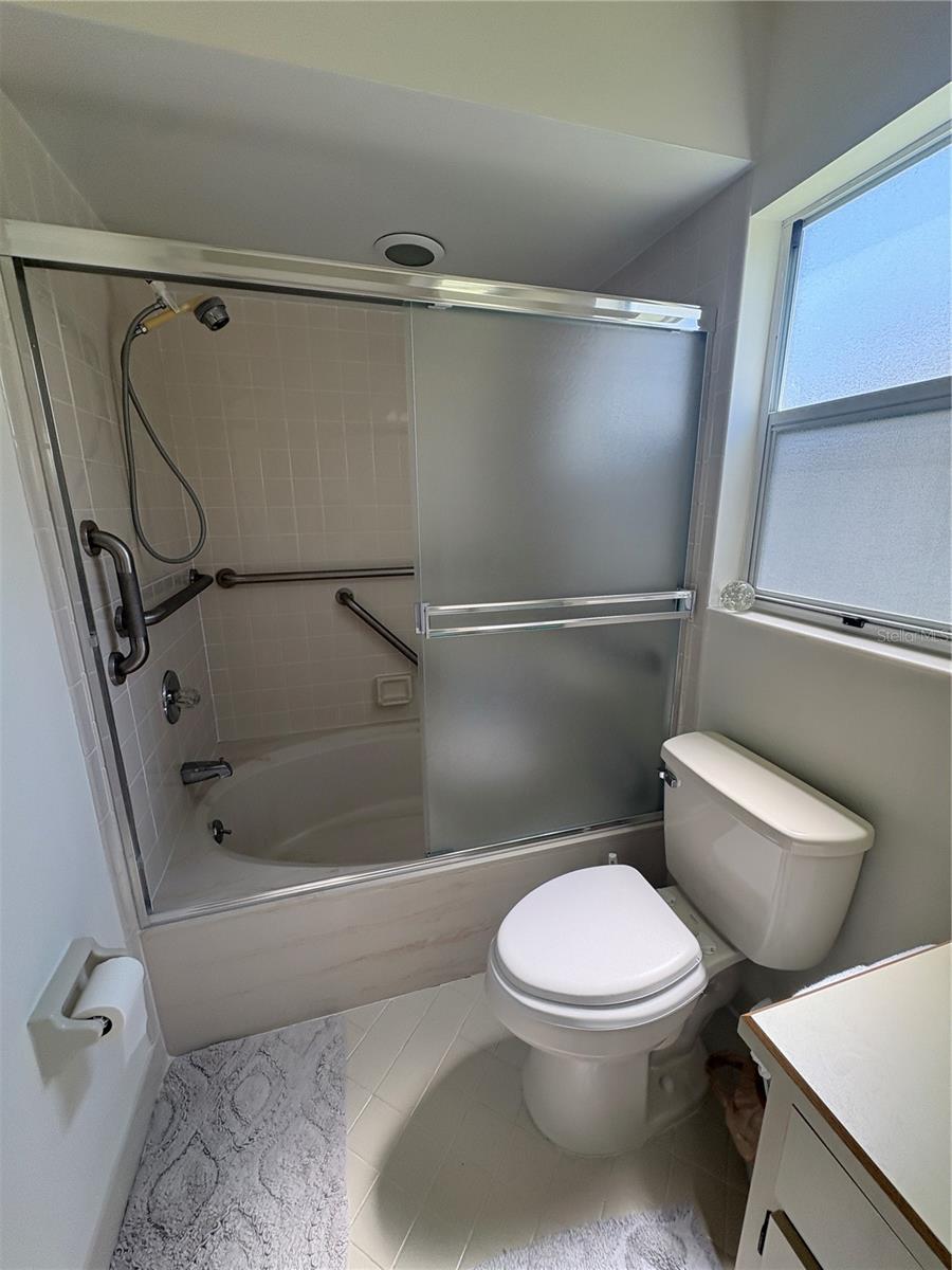 22 BRISTOL DR, PALM COAST, FL — photo 11