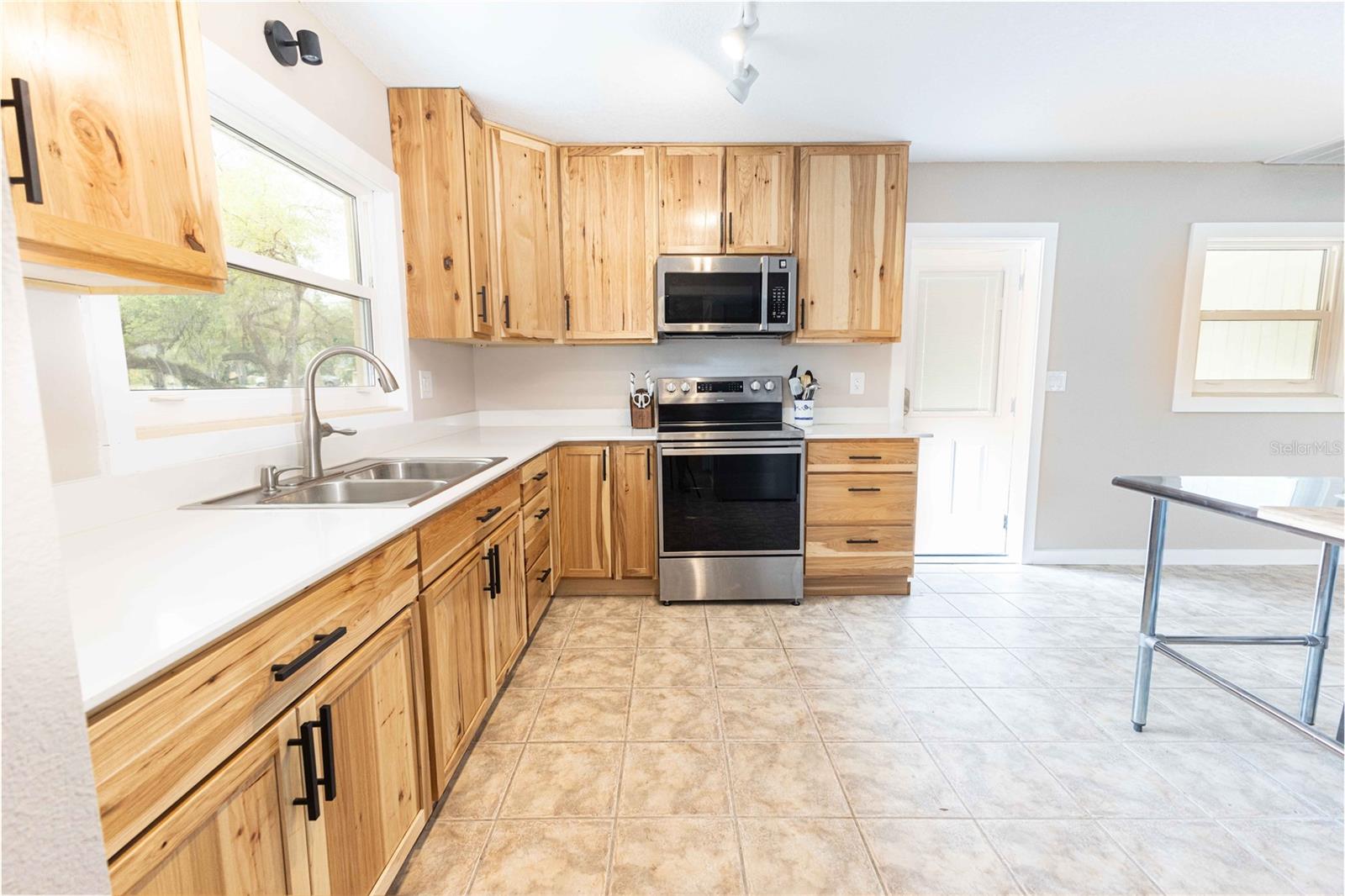 5175 AZALEA CIR, DADE CITY, FL — photo 3