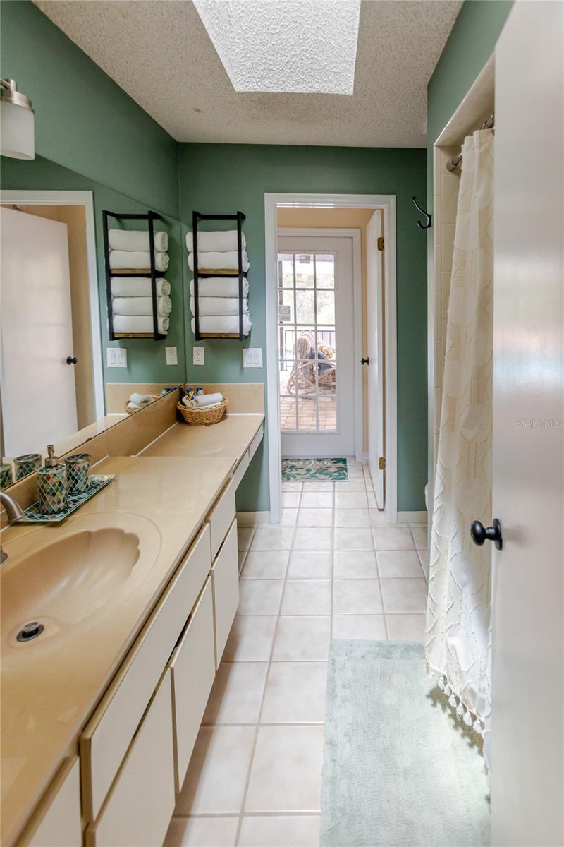 14692 LINDEN DR, SPRING HILL, FL — photo 24
