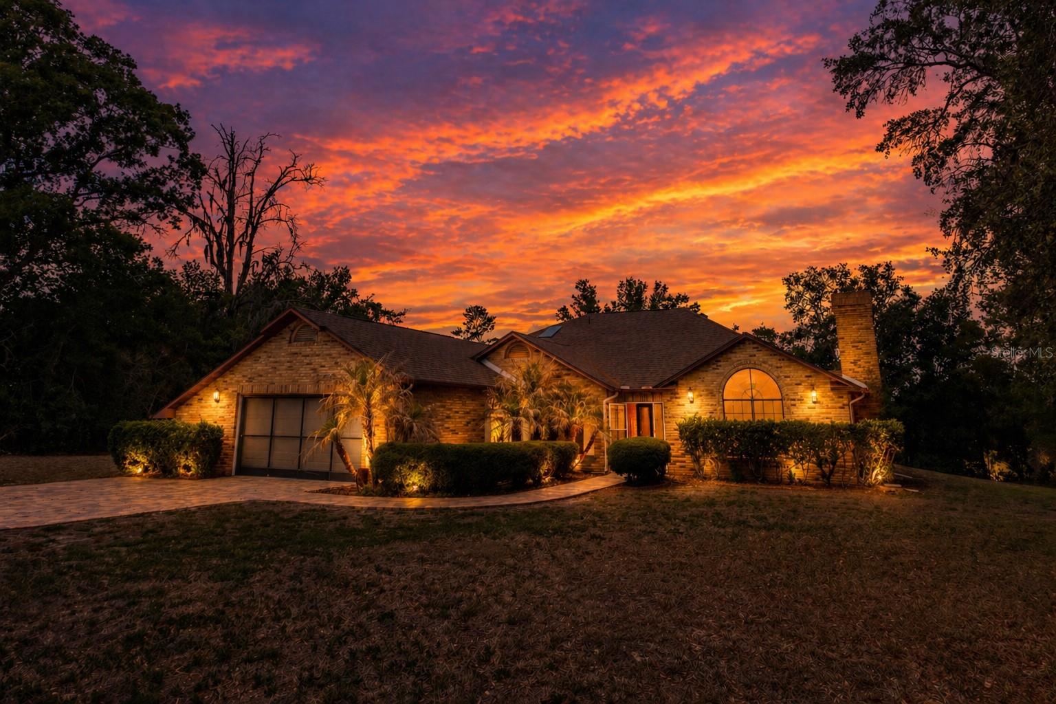 14692 LINDEN DR, SPRING HILL, FL — photo 2