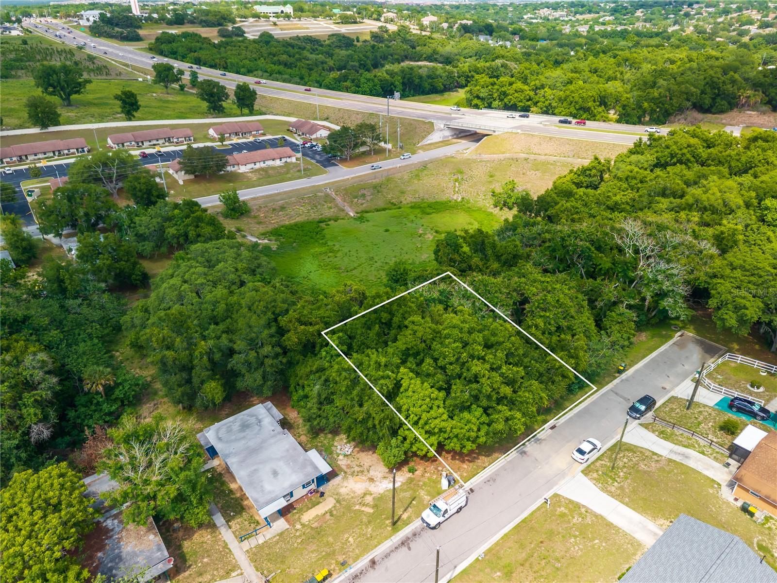 E MINNEOLA AVE, CLERMONT, FL — photo 38