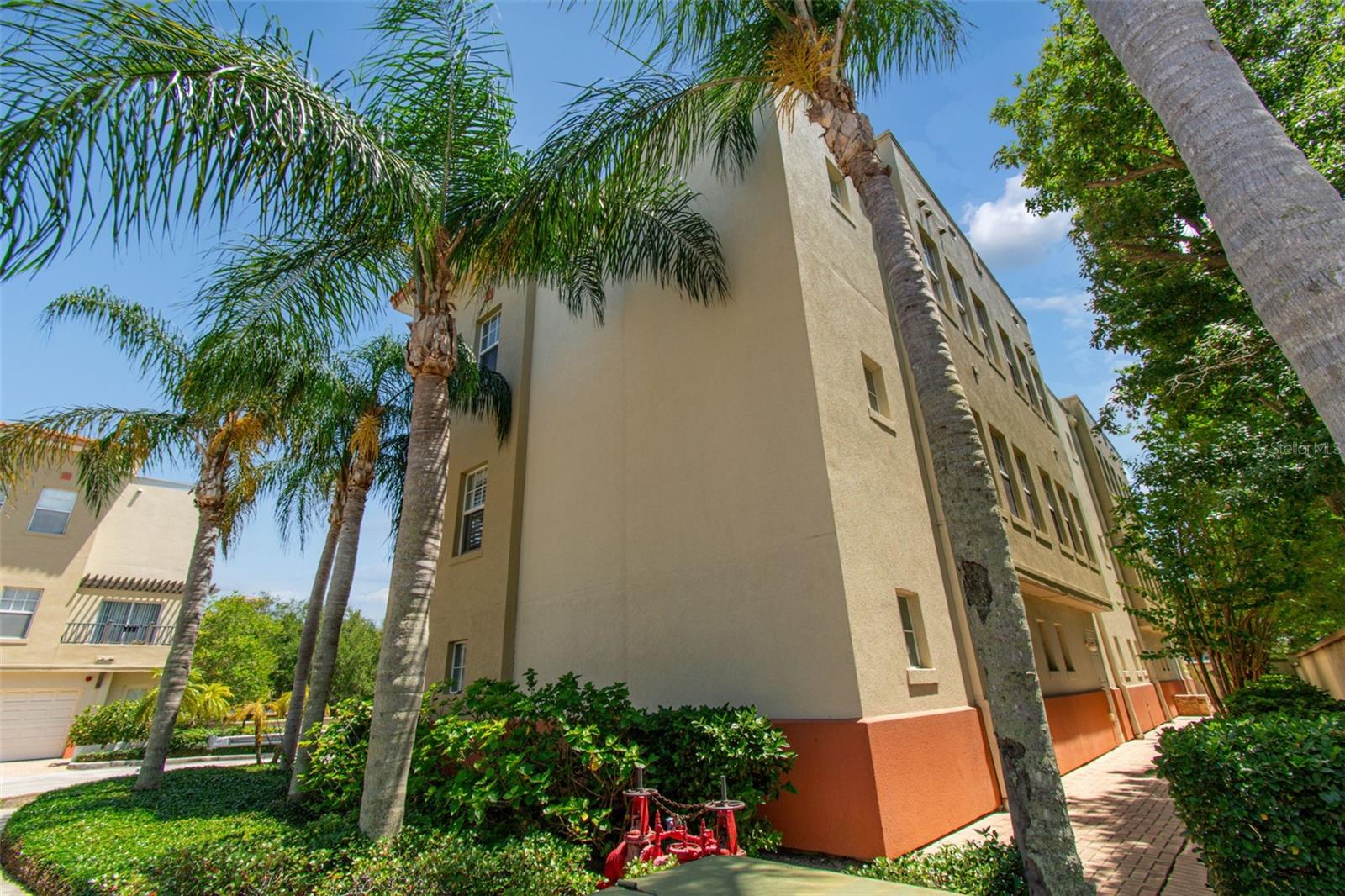 650 SIREN WIND LN, CLEARWATER, FL — photo 4