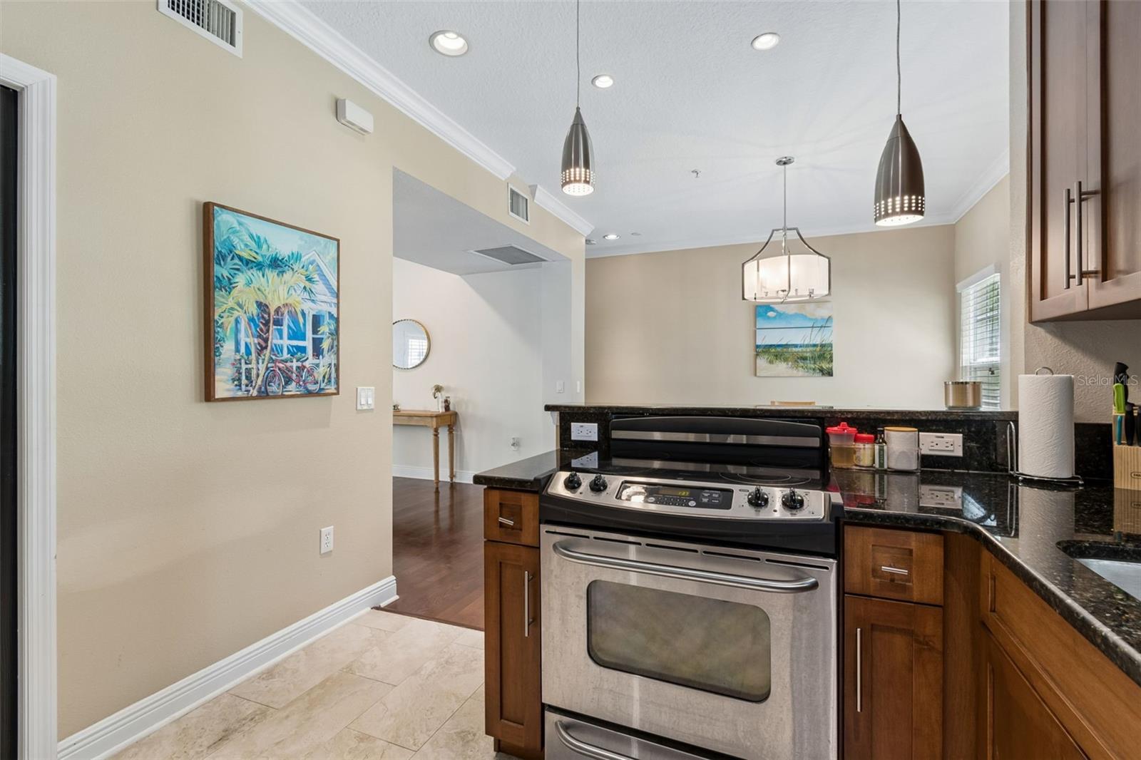 650 SIREN WIND LN, CLEARWATER, FL — photo 22