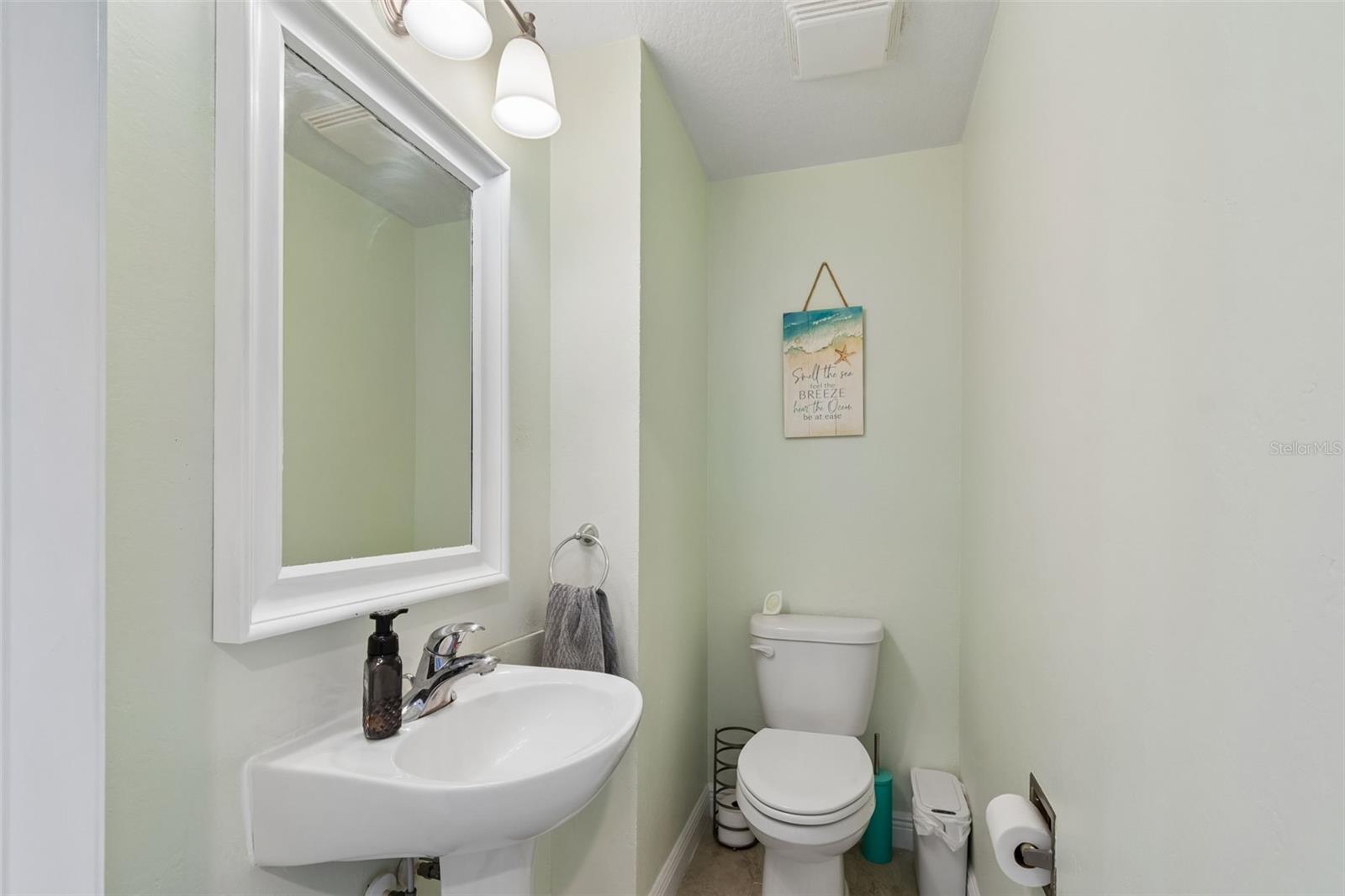 650 SIREN WIND LN, CLEARWATER, FL — photo 25