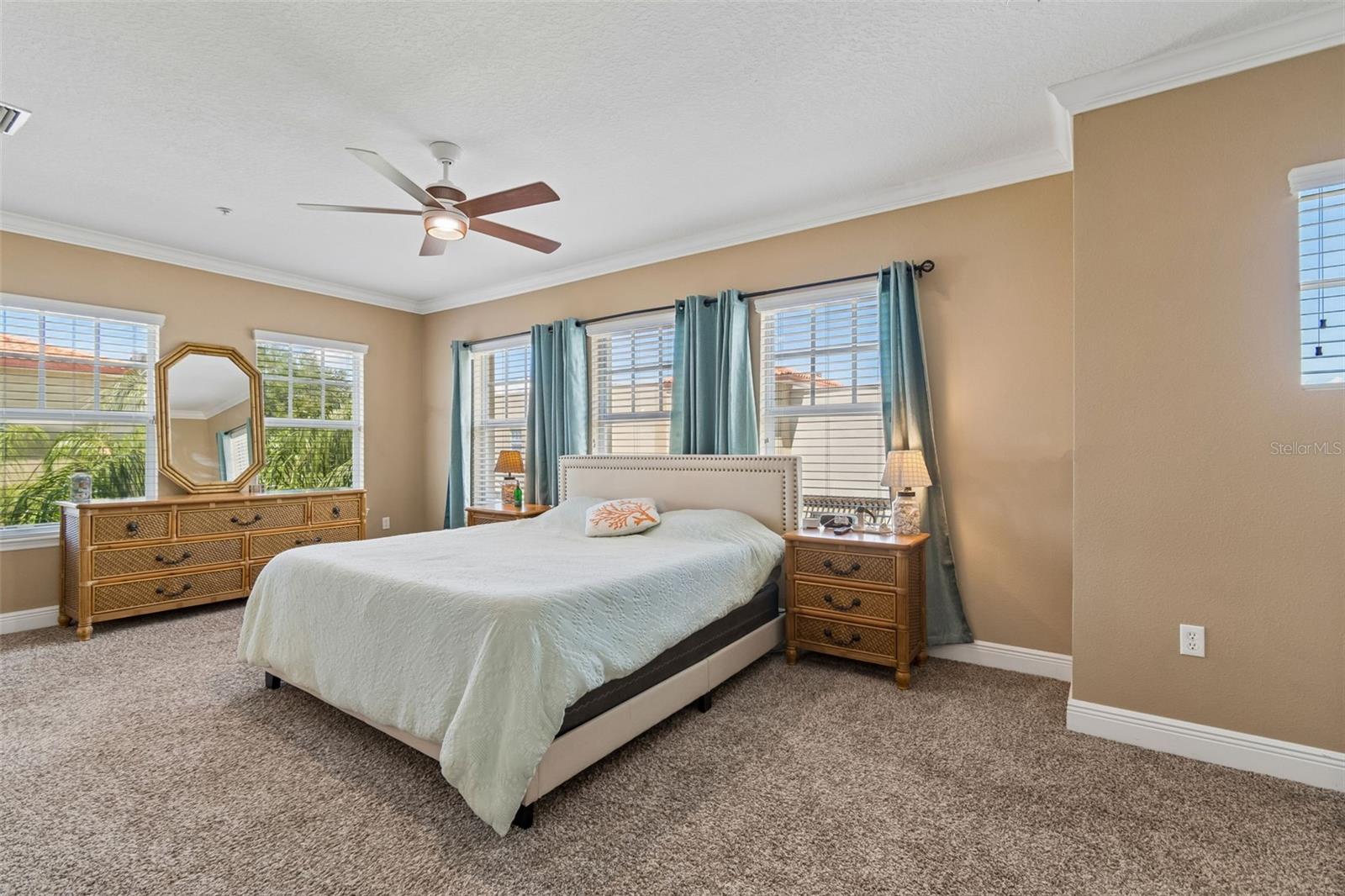650 SIREN WIND LN, CLEARWATER, FL — photo 34