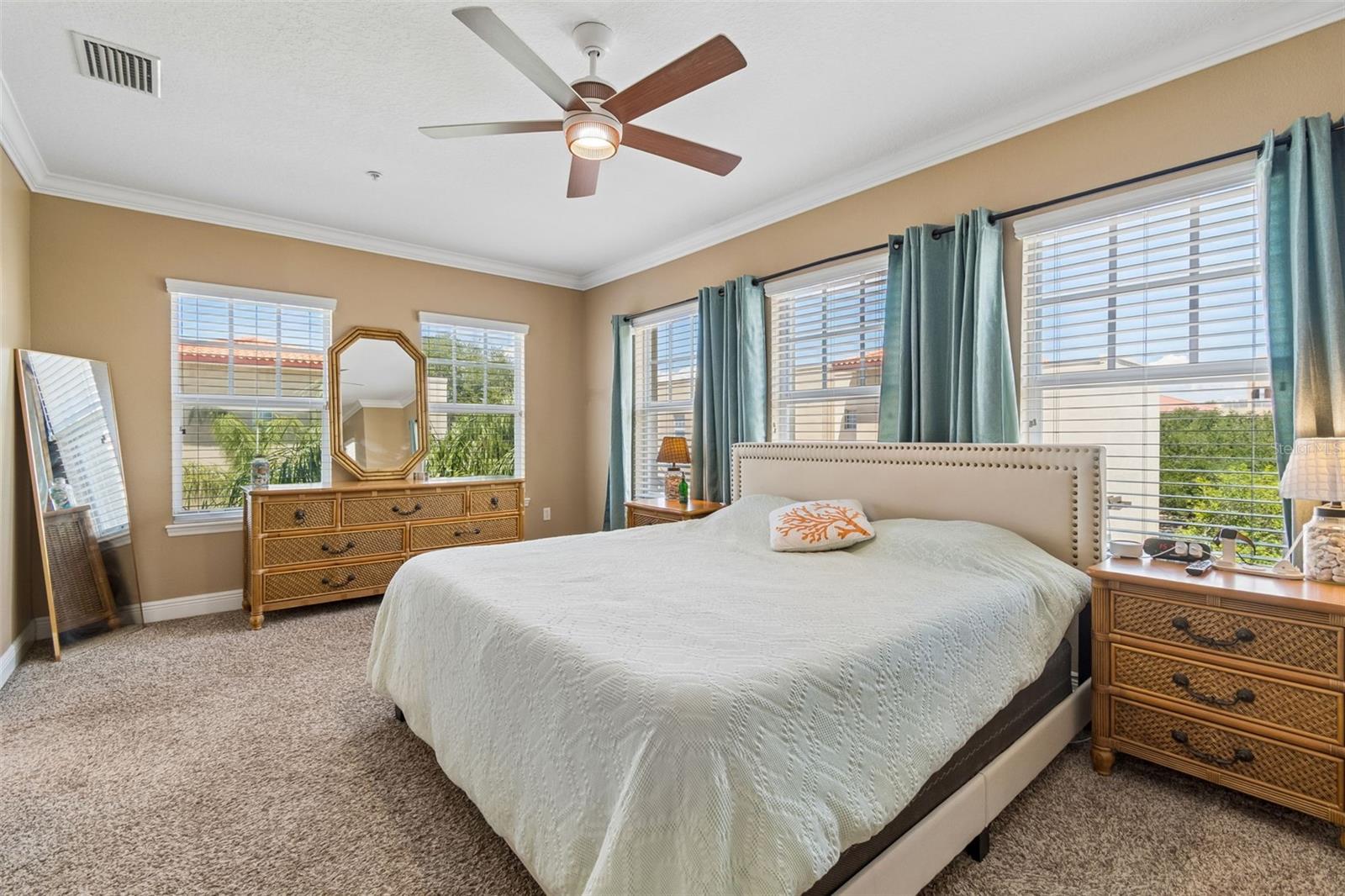 650 SIREN WIND LN, CLEARWATER, FL — photo 35