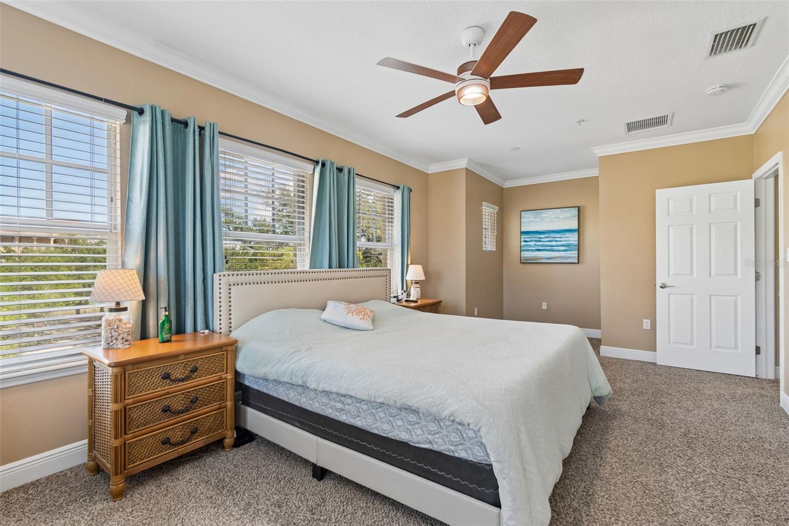 650 SIREN WIND LN, CLEARWATER, FL — photo 37