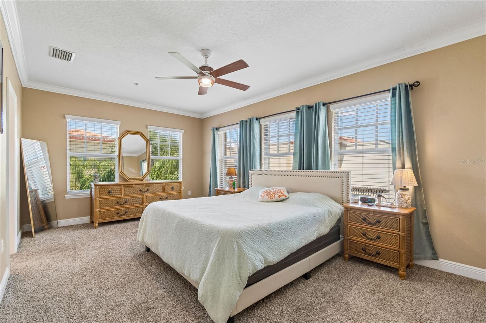 650 SIREN WIND LN, CLEARWATER, FL — photo 45
