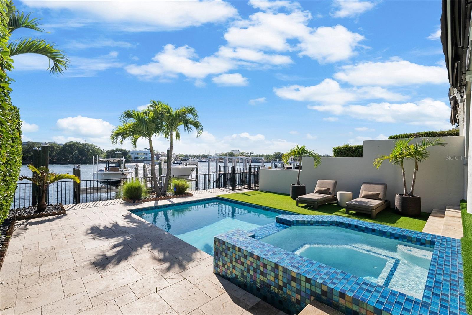 1123 ABBEYS WAY, TAMPA, FL — photo 49