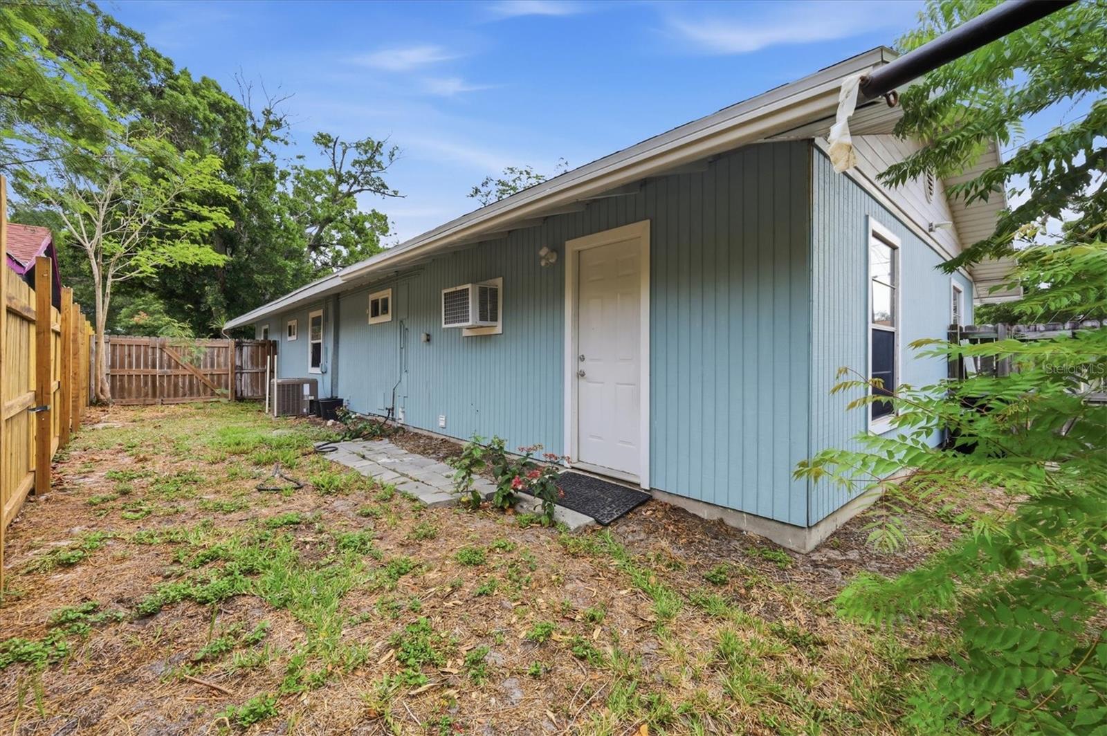 902 37TH ST W, BRADENTON, FL — photo 27