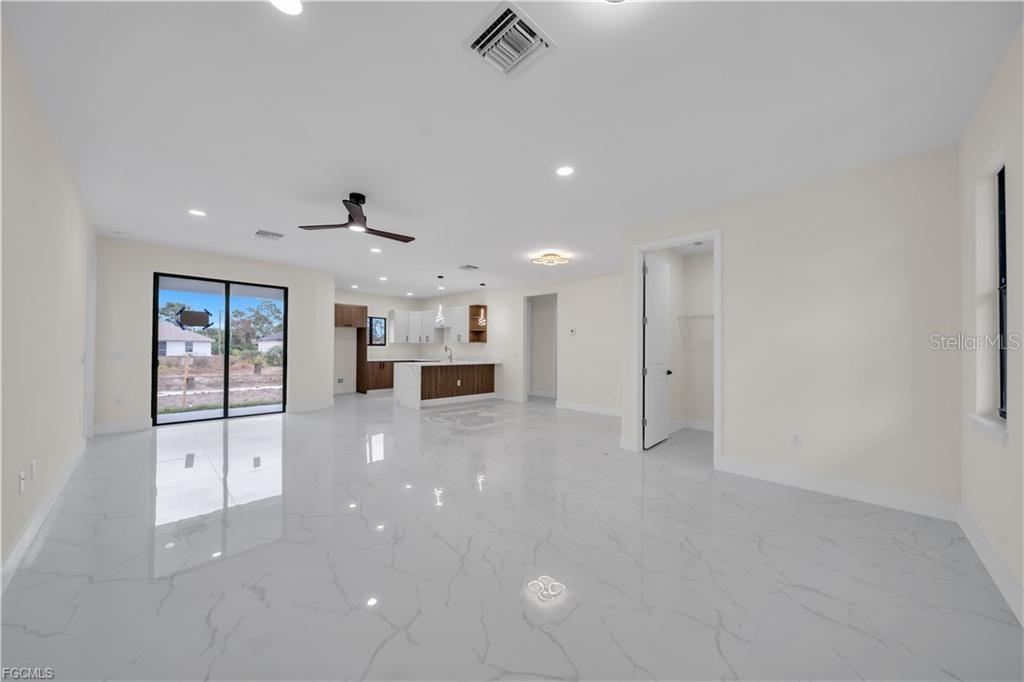 2901 VILLA AVE S, LEHIGH ACRES, FL — photo 4