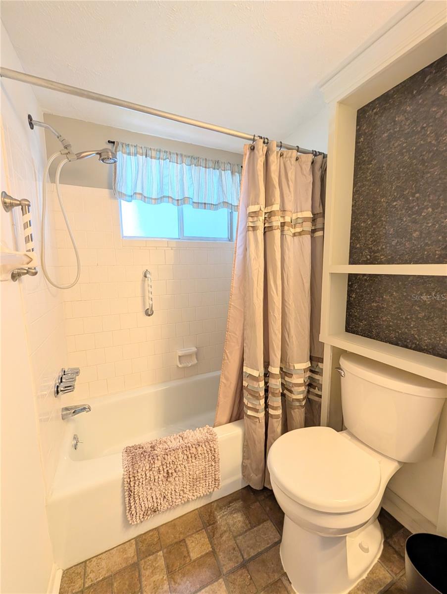 2319 CANAL DR #F26, BRADENTON, FL — photo 12