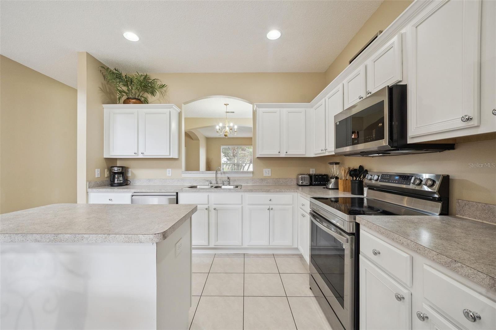 8550 SUNRISE KEY DR, KISSIMMEE, FL — photo 9
