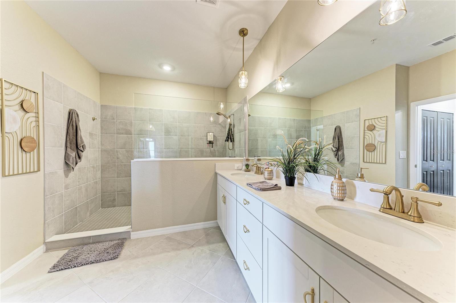 17680 BORACAY CT #202, VENICE, FL — photo 27