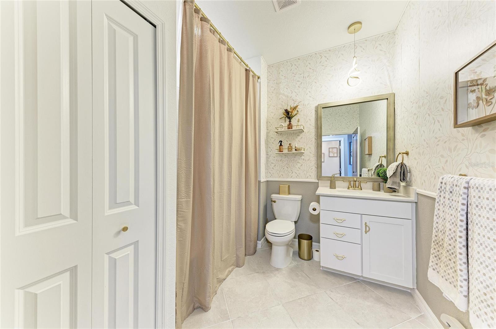 17680 BORACAY CT #202, VENICE, FL — photo 32