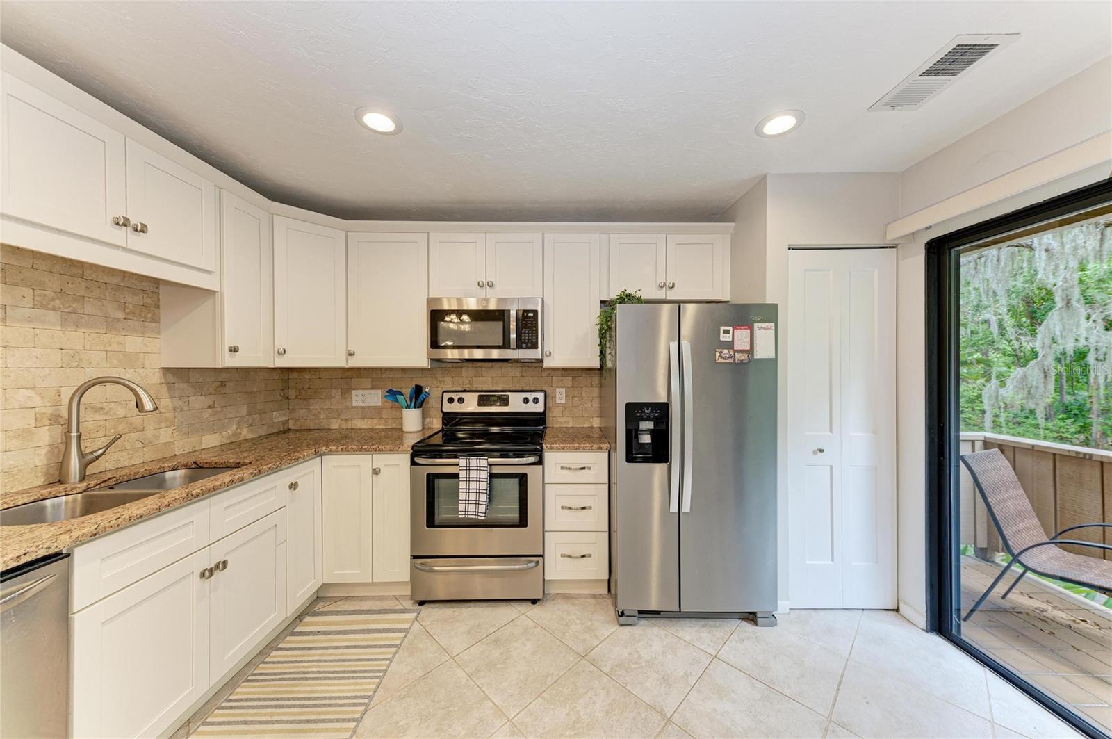 1709 CLOWER CREEK DR #205, SARASOTA, FL — photo 13