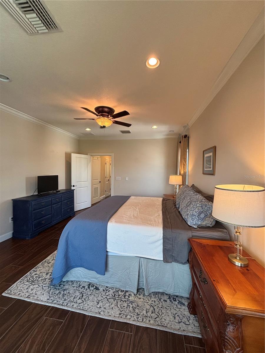 3231 NAUTICAL PL S, ST PETERSBURG, FL — photo 13