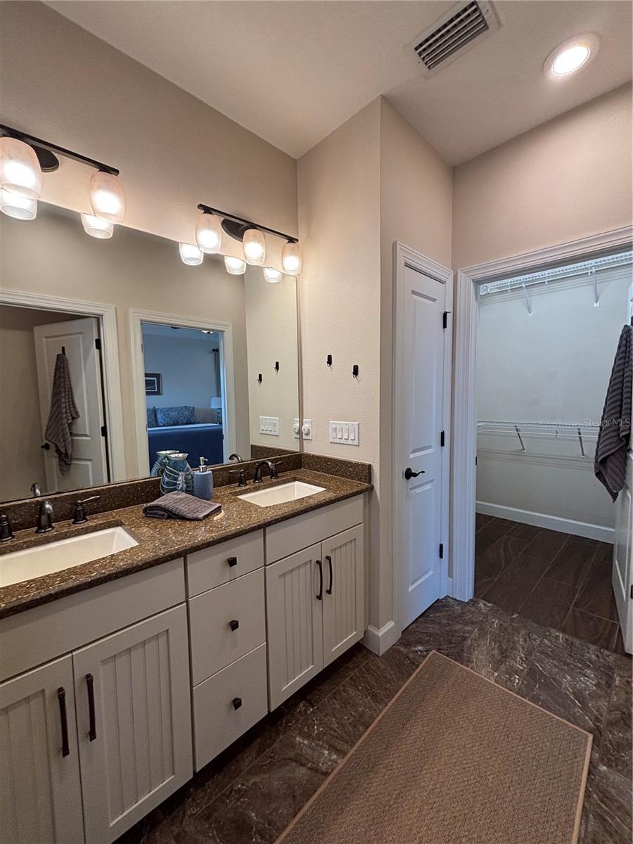 3231 NAUTICAL PL S, ST PETERSBURG, FL — photo 16