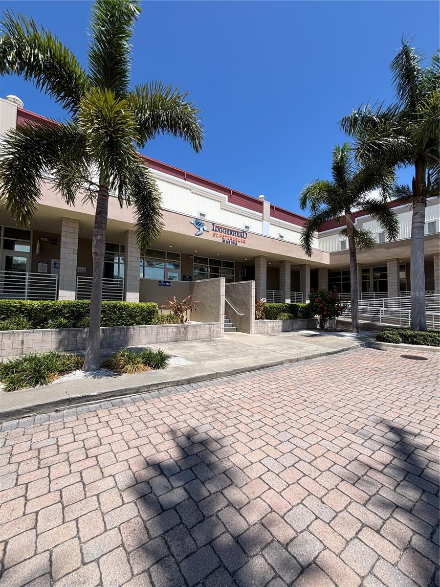 3231 NAUTICAL PL S, ST PETERSBURG, FL — photo 41