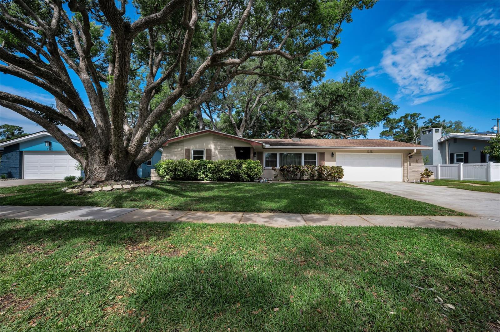 1368 WILLIAMS DR, CLEARWATER, FL — photo 46