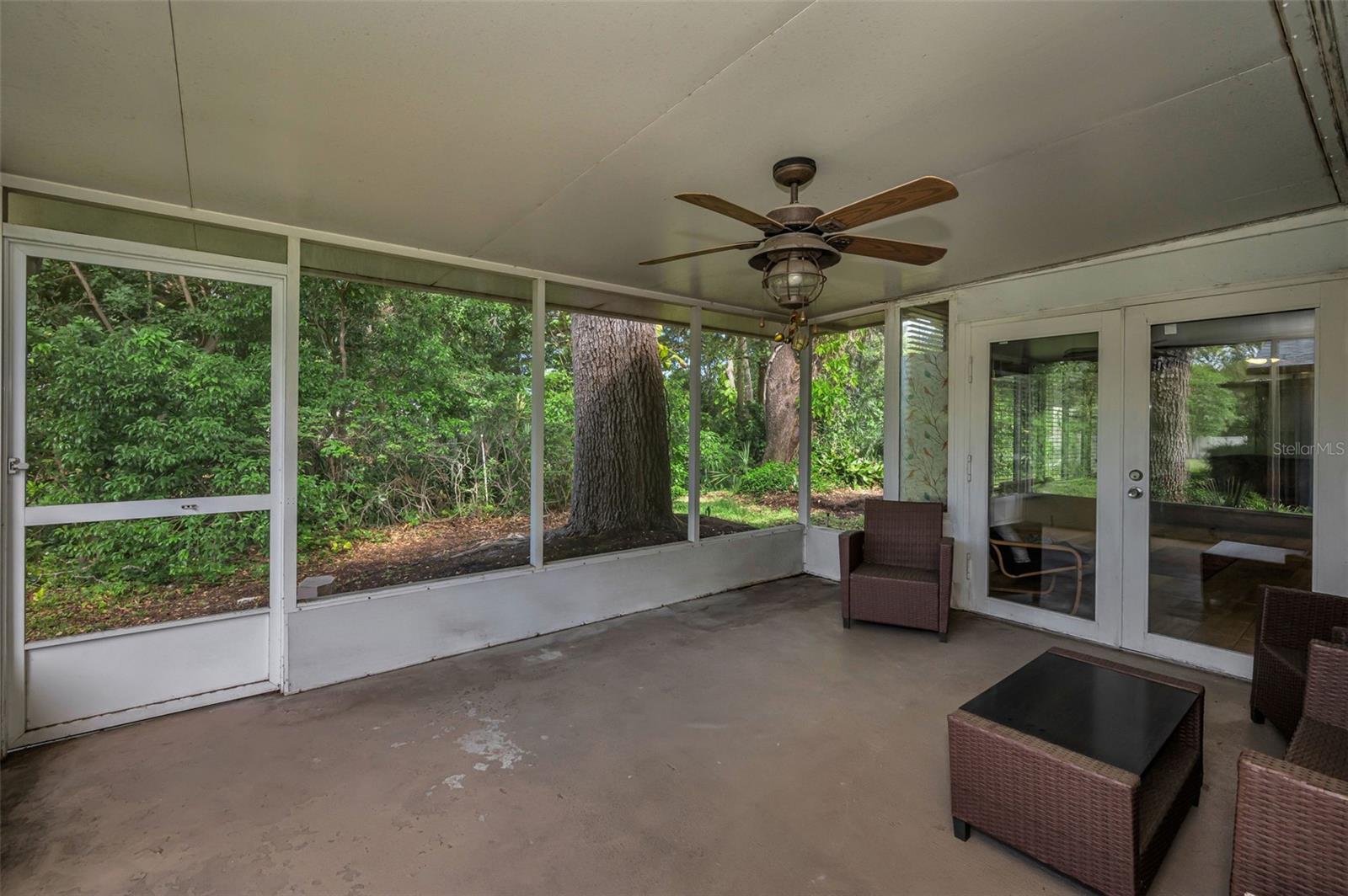 1368 WILLIAMS DR, CLEARWATER, FL — photo 27