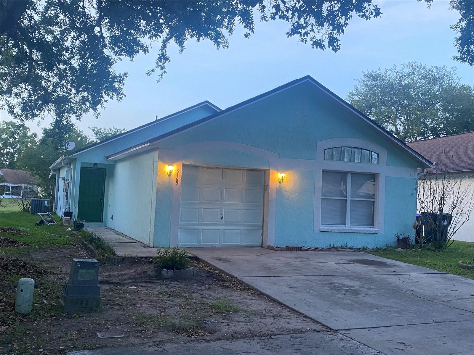 6769 EBANS BND, ORLANDO, FL