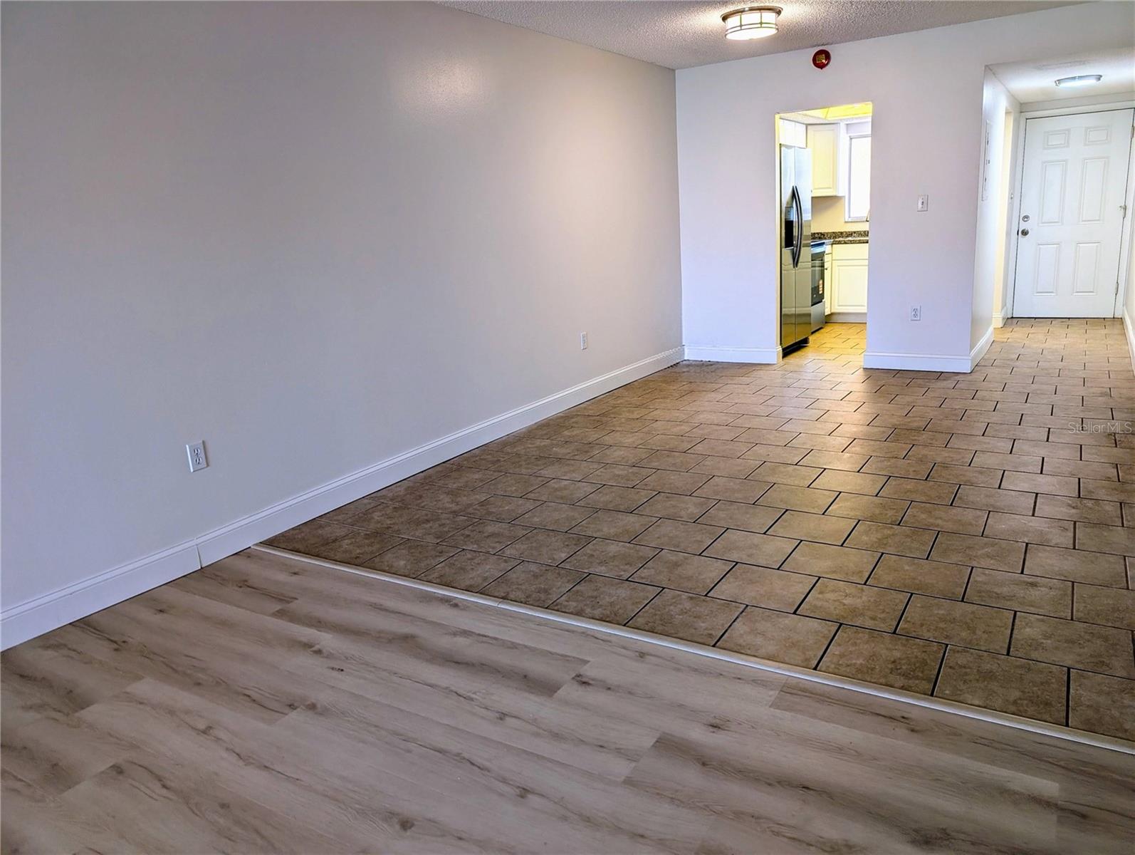 4127 HERON WAY #E-111, BRADENTON, FL — photo 9