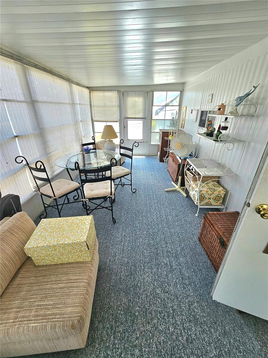110 ROMA RD, VENICE, FL — photo 17