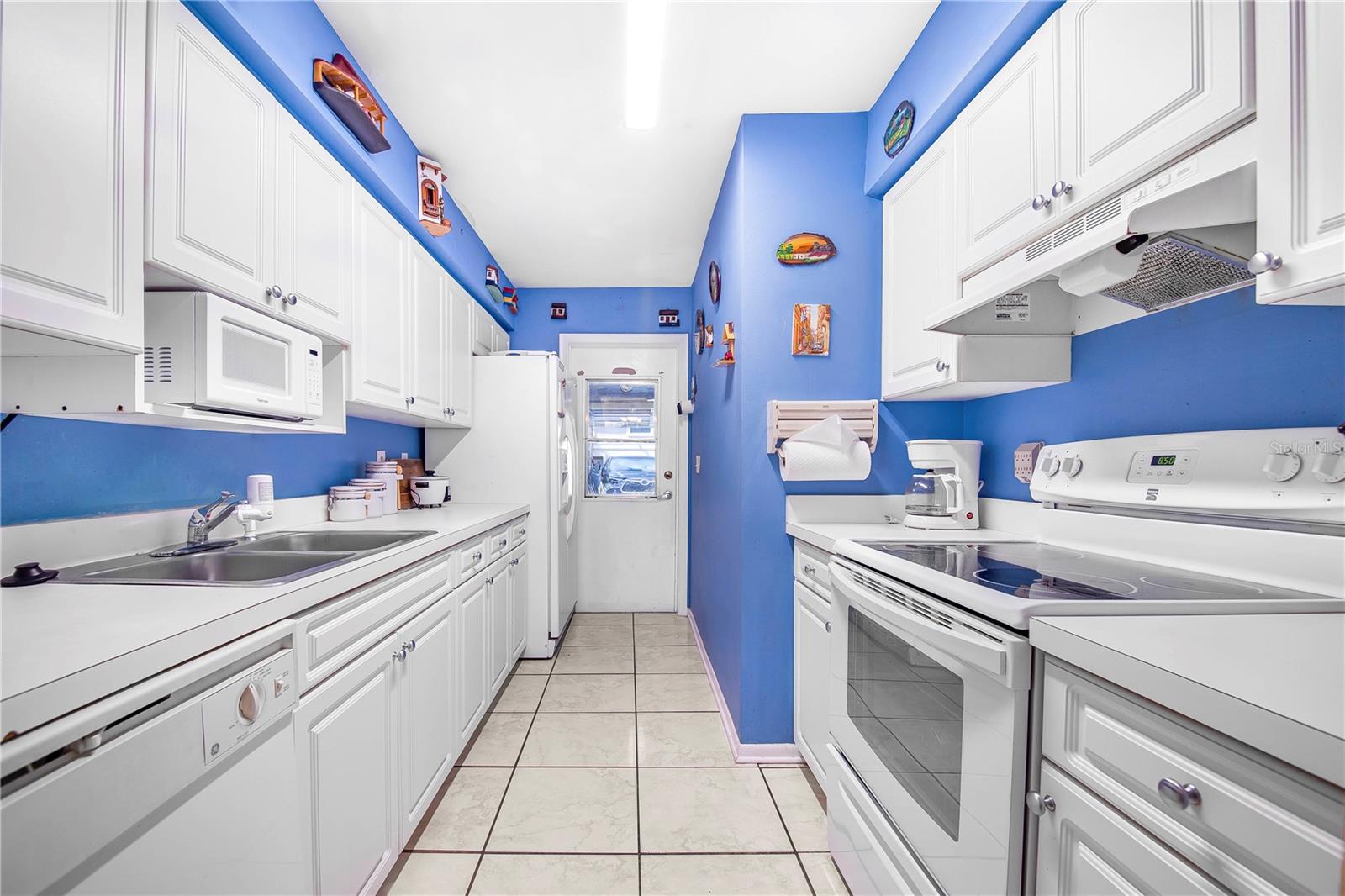 11857 NORTHTRAIL AVE, TEMPLE TERRACE, FL — photo 19