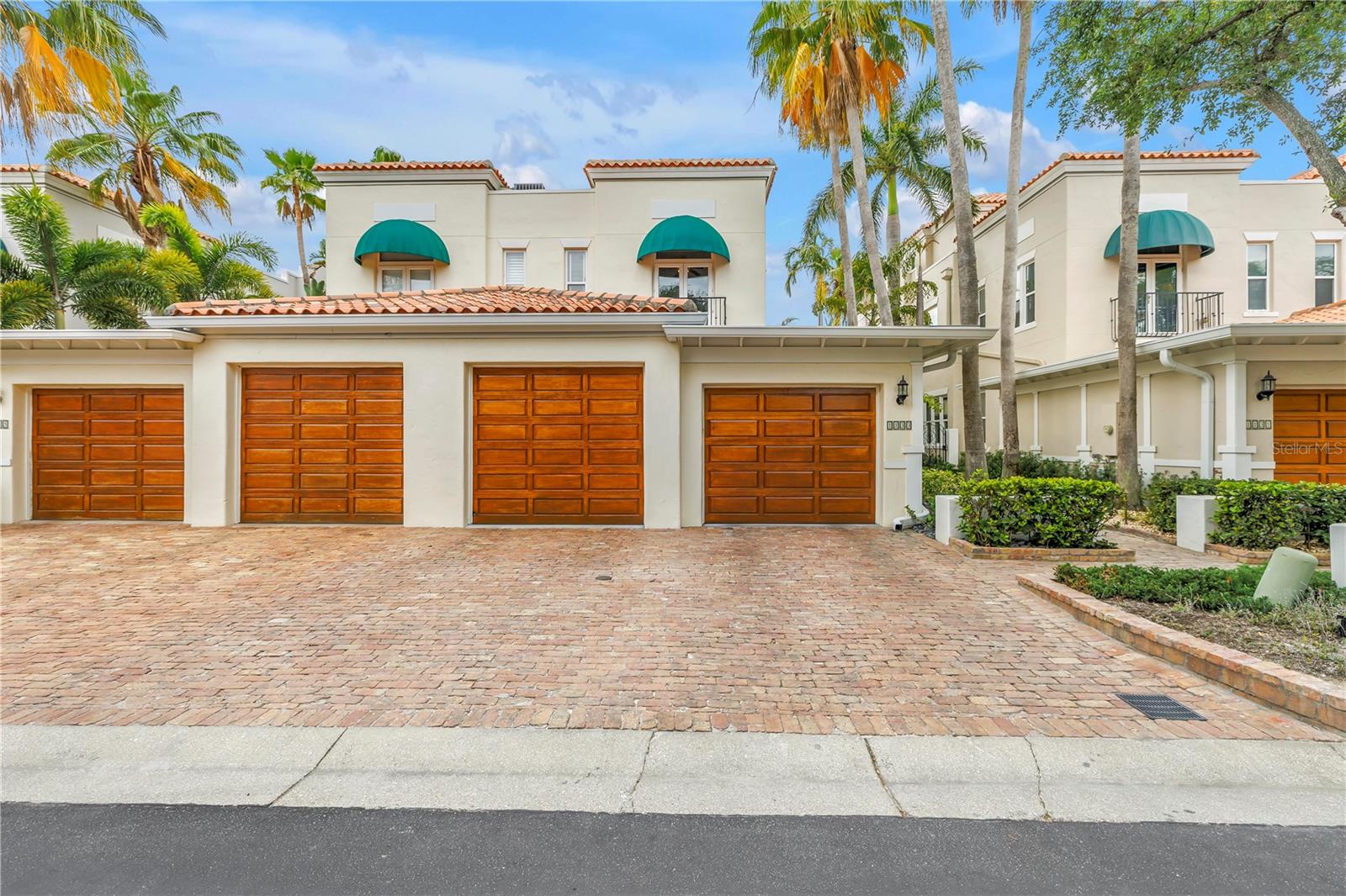 1133 ABBEYS WAY, TAMPA, FL — photo 92